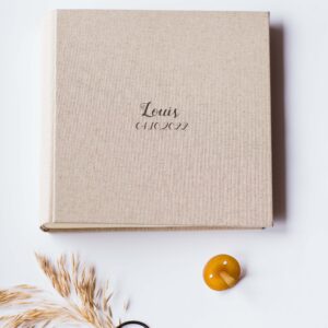 Album na zdjęcia z datą urodzin i imieniem